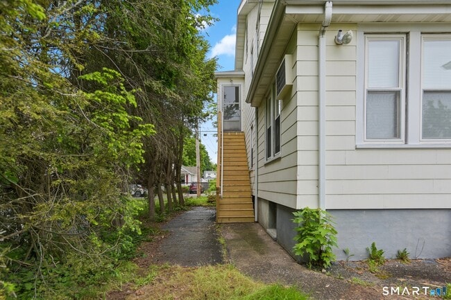 45 High St Unit B