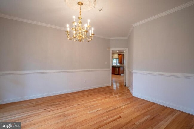 Photo - 119 E Jefferson St