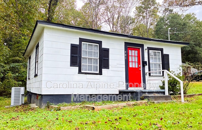 Photo - 701 S Lorraine St