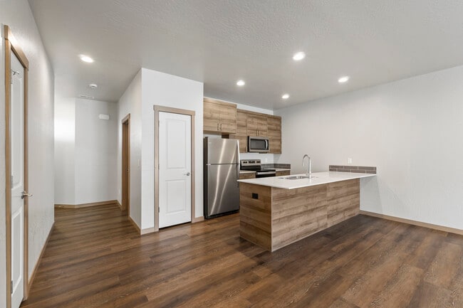 1366 Sq Ft