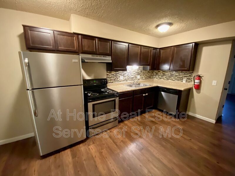 Photo - 1400 S Campbell Ave Unit Apt #201