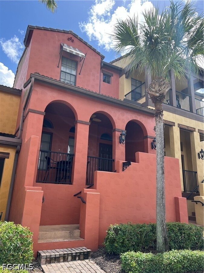 Photo - 11875 Izarra Way