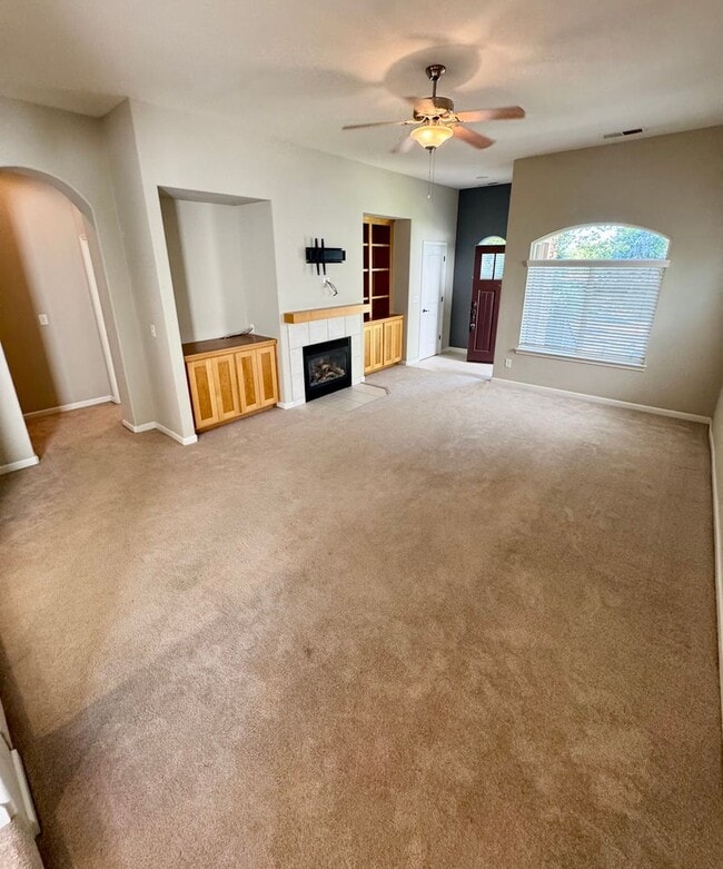 1331 Yosemite Dr