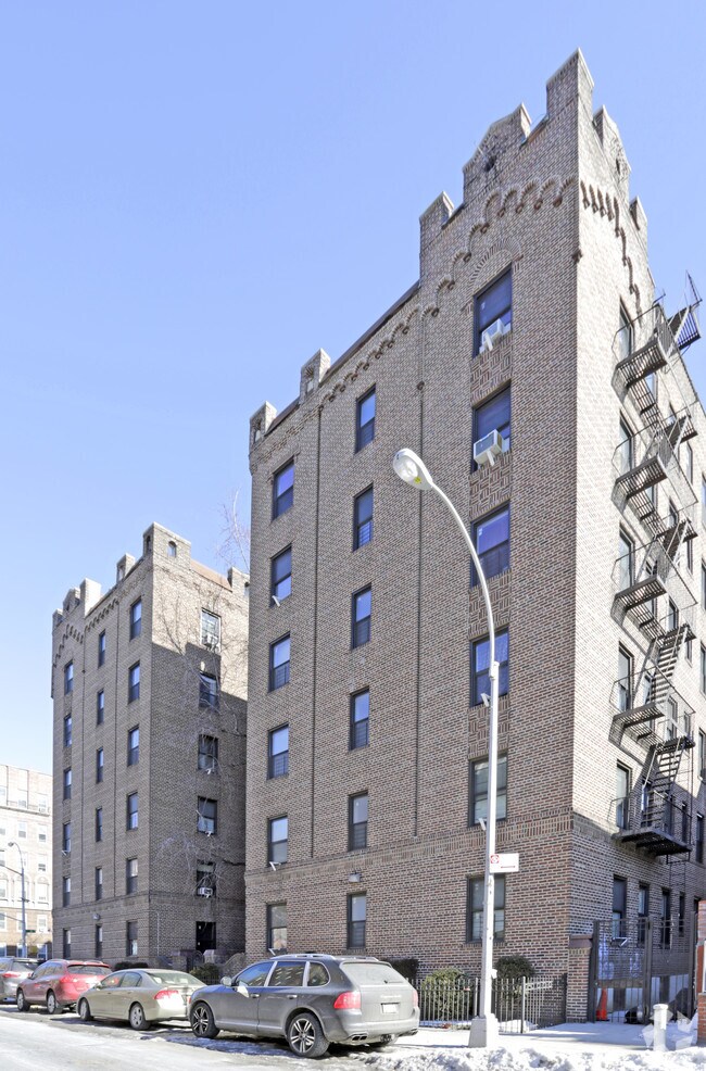 Photo - 8910 35th Ave