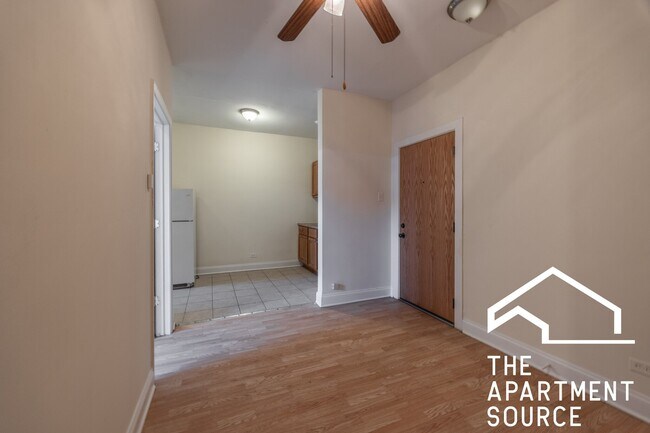 Photo - 4851 N Damen Ave Unit 203