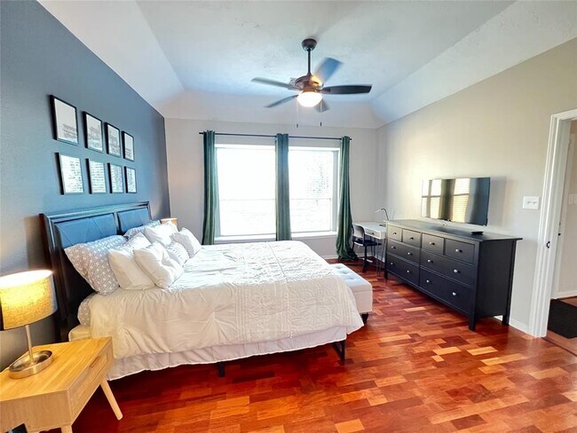 Photo - 10806 Summer Meadows Ct