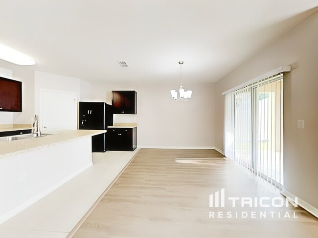 Photo - 2449 Valhalla Dr