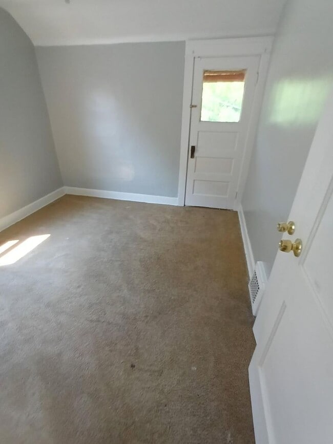 Photo - 11121 Continental Ave