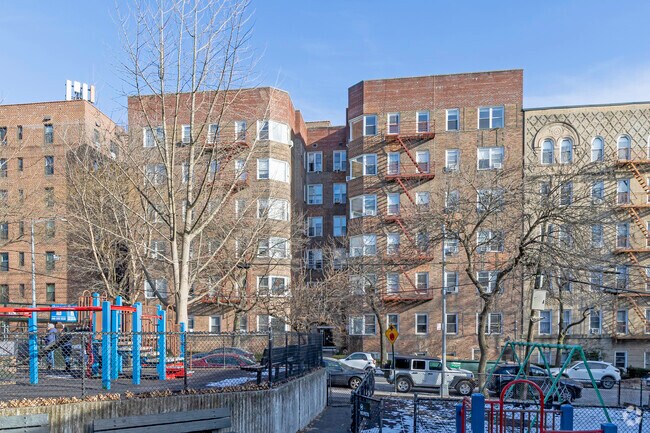 Photo - 3810 Greystone Ave