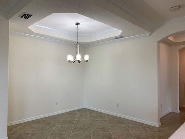 Photo - JUST LISTED! -3/2 COACH HOME - COUNTRY CLUB EAST - NICE!!