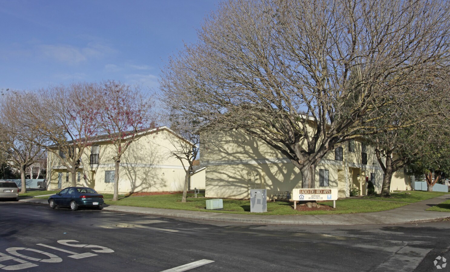 Photo - Lado Del Rio Apts