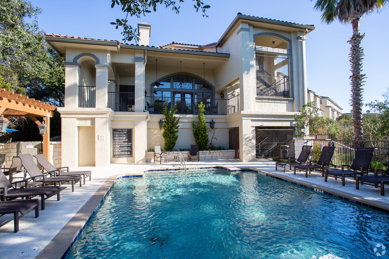 Post Barton Creek Apartments For Rent In Austin Tx Forrent Com