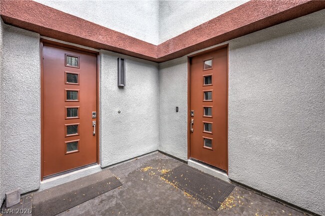 Building Photo - 10226 Jade Gardens Dr