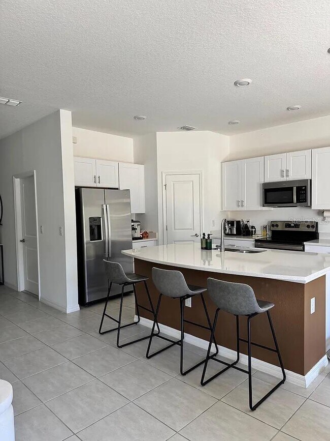 Photo - 1572 Swan Swim Dr