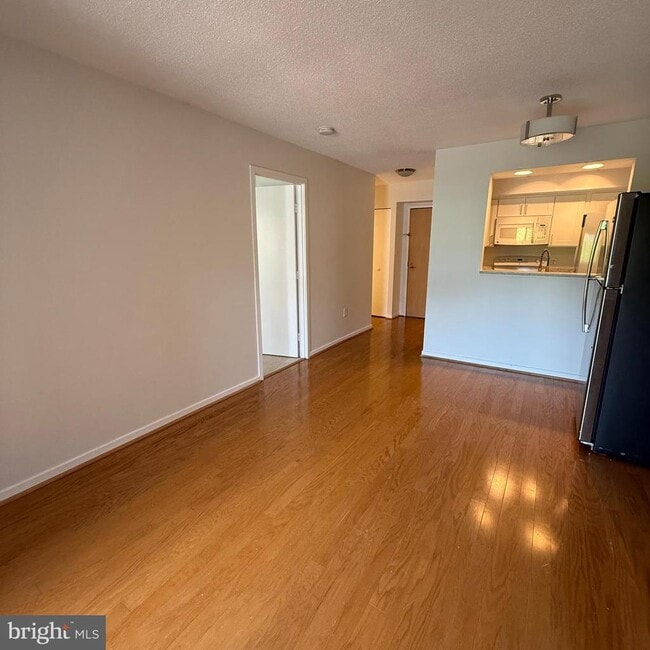 Photo - 2111 Wisconsin Ave NW Unit 402