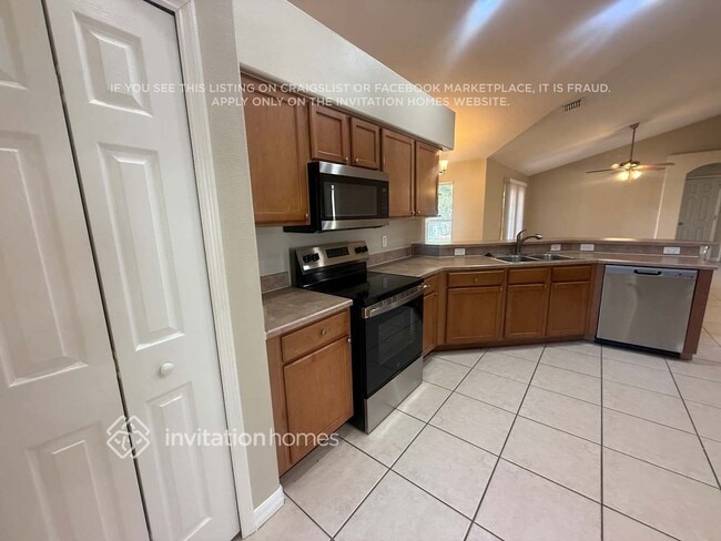 Photo - 1571 Parkglen Cir