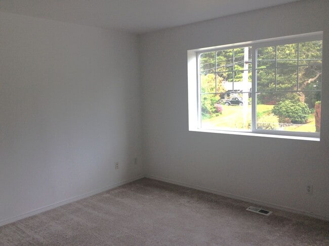 Photo - Coming Soon! Lovely 3 BDRM/2.5 BATH home near Lake Geneva!