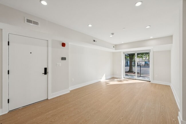 Photo - 2134 Wisconsin Ave NW