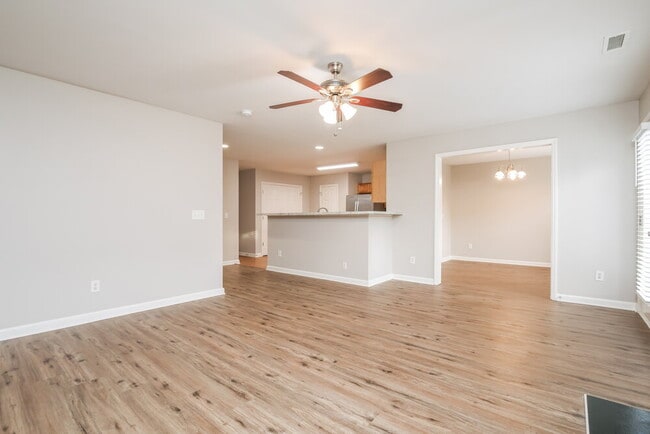 Photo - 1613 Brown Owl Dr