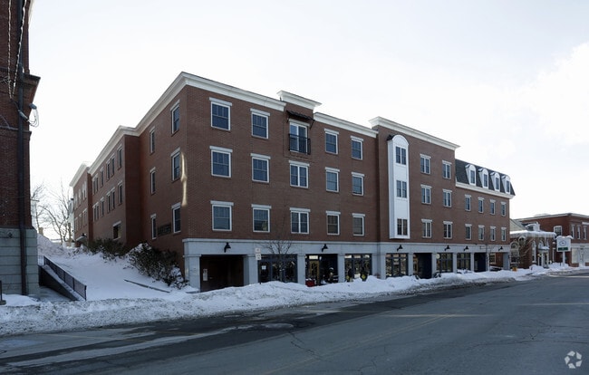 The Squamscott Block - The Squamscott Block Apartments