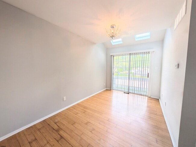 Photo - 4730 Boxwood Pl