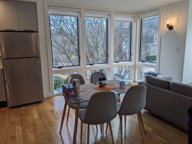 Photo - WOW!!!!  GREAT BROOKLINE STUDIO WITH NO BROKER FEE AVAILABLE 9/1