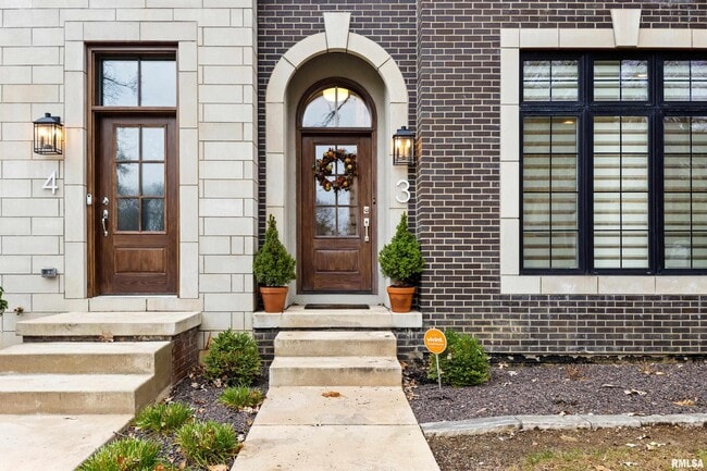 Photo - 824 W Moss Ave Unidad 3