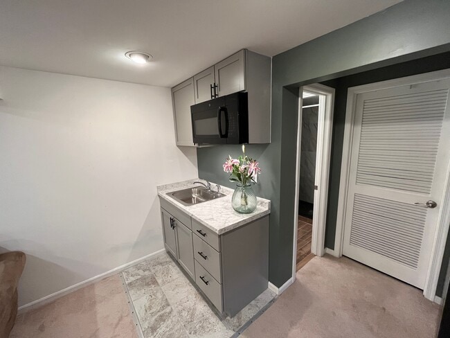 Photo - 6572 Kelsey Point Cir