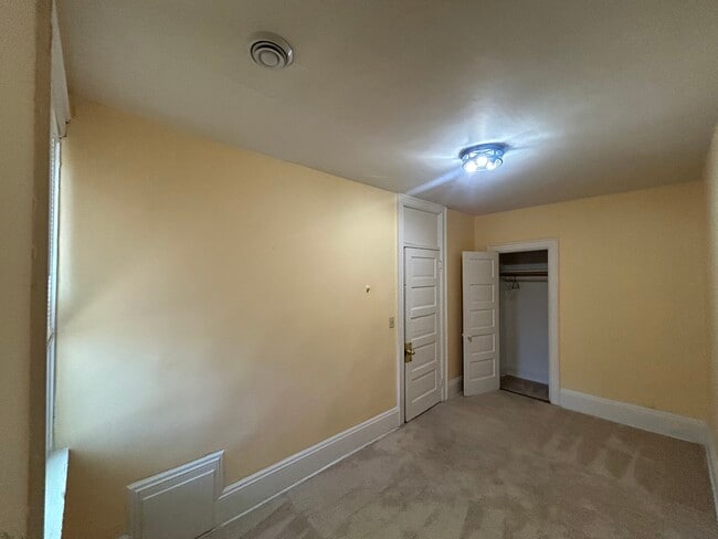 Photo - 1128 E Wright St Unit Upper