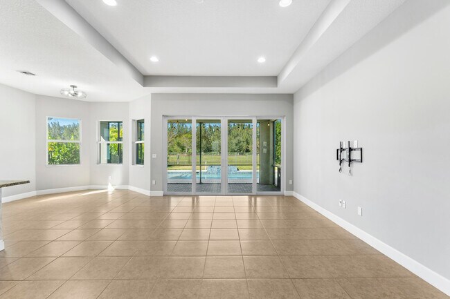 Photo - 15474 Goldfinch Cir