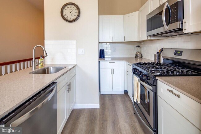 Photo - 4245 Ogden St Unit 2