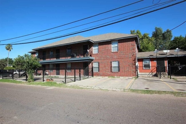 Photo - 103 Mims Ave Unidad 2