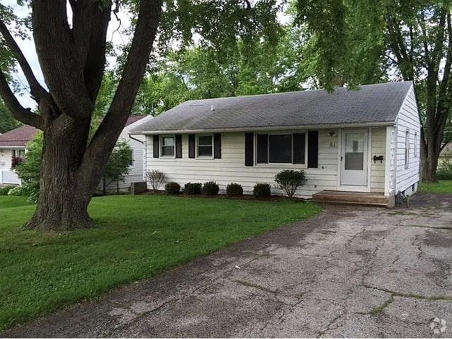 Building Photo - 3 Bedroom in Mundelein Rental