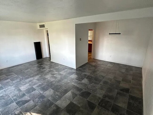 Photo - 2102 W Minnezona Ave