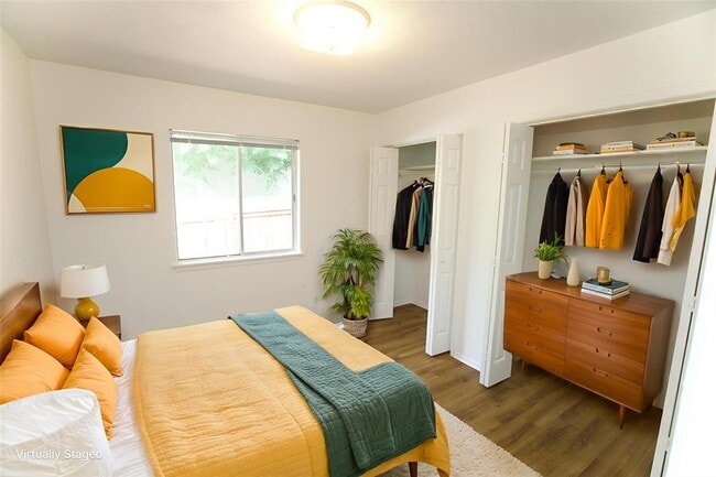 Photo - 8002 Sonnet Ave