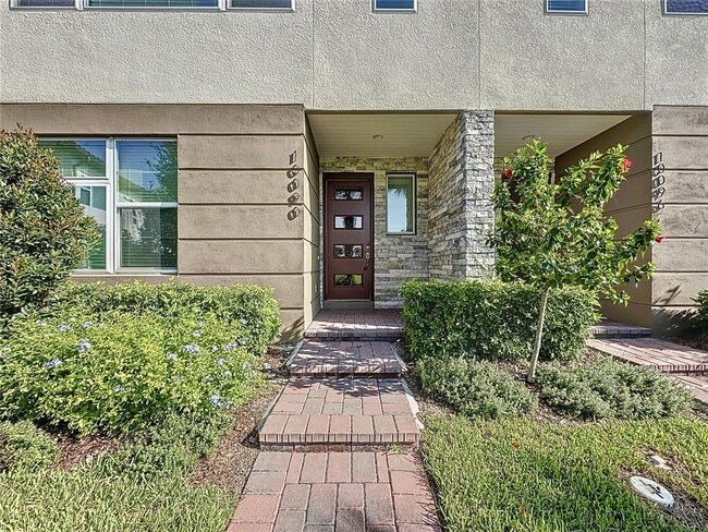 Building Photo - 10090 Sunnifa Aly