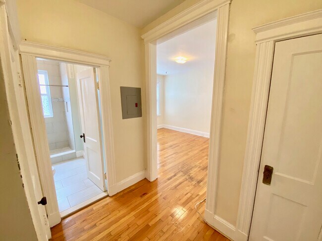 Photo - 1330 Commonwealth Ave Unit 21