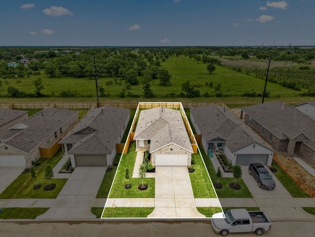 Photo - 27418 Sweetwater Bay Dr