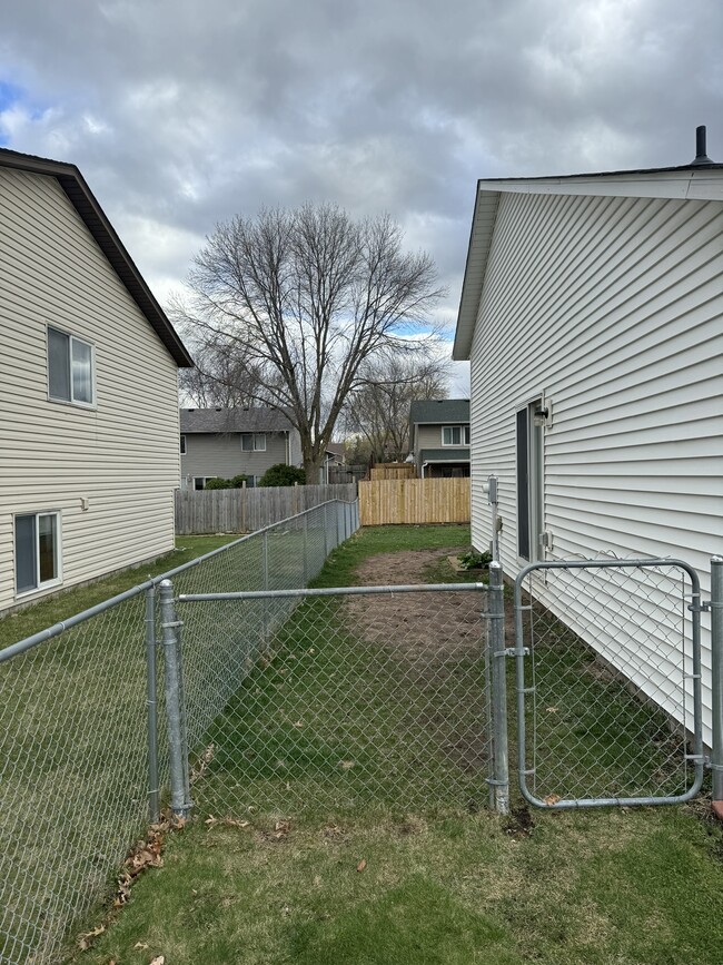 Photo - 6511 Upper 22nd St N