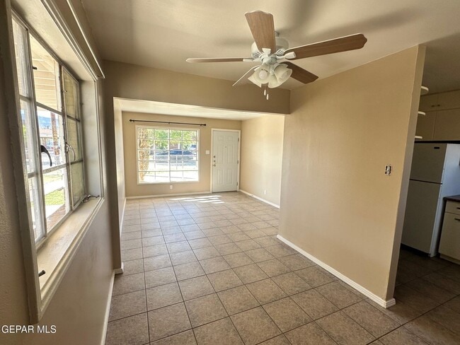 Photo - 8308 Mt Ranier Dr