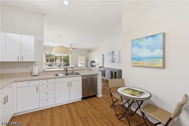 3442 Pointe Creek Ct Unit 201