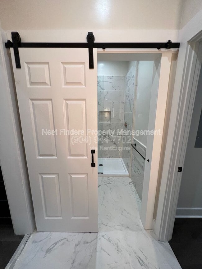 Photo - 1541 Riverside Ave Unit 2