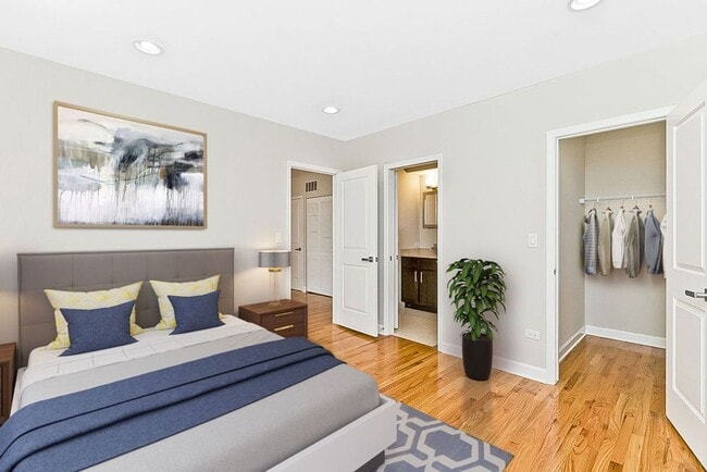 Photo - 4759 N Maplewood Ave