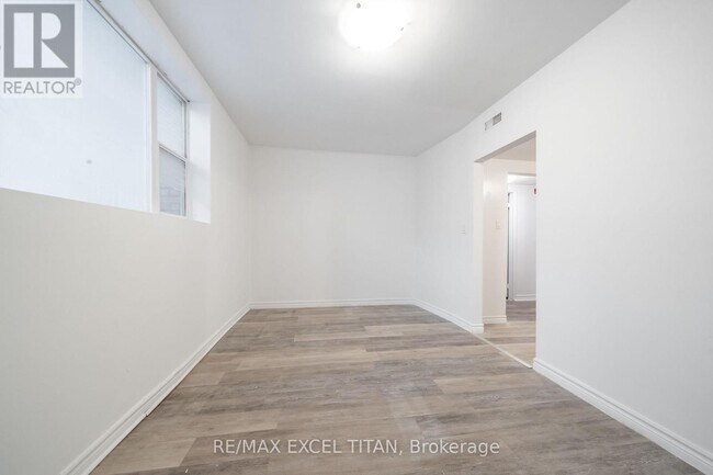 Photo - 414 Jarvis St Unit G4