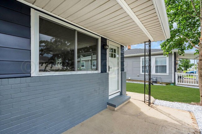 24 Liberta Dr
