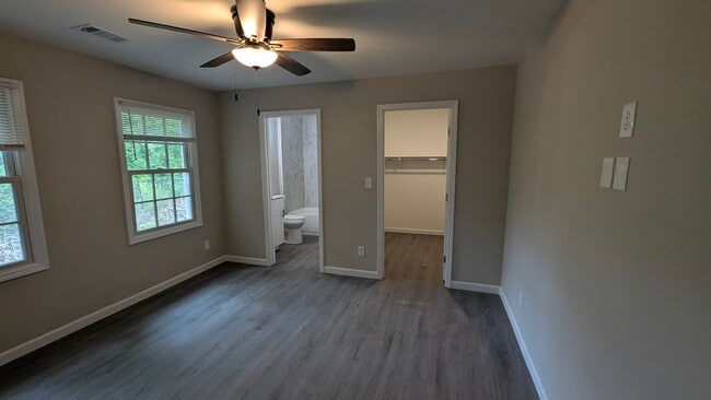 Photo - 303 Hillcrest Ave