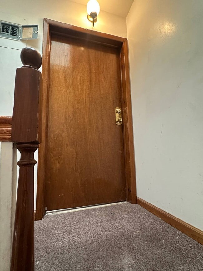 Photo - 62-47 64th St