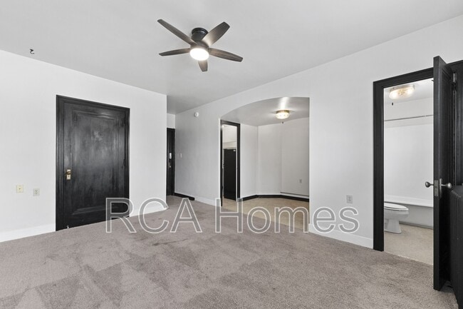 Building Photo - 37 West St Clair Street Unit 311 Rental