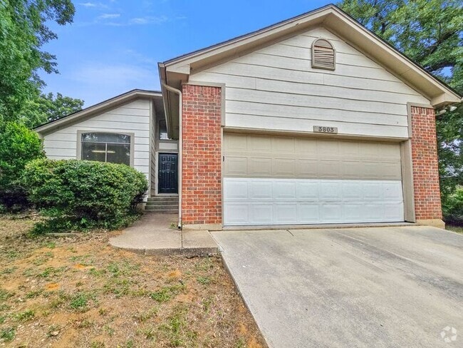 Building Photo - 3803 Brookfield Dr Rental