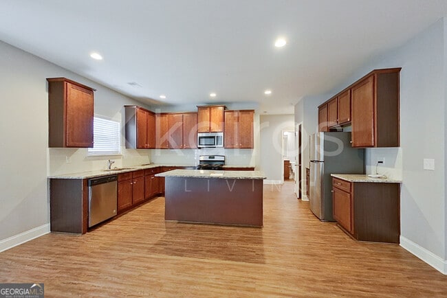 Photo - 140 Mandy Ln